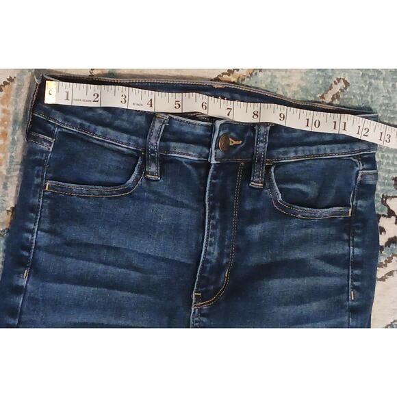 American Eagle Womens High-Rise Jegging Distressed at the Knees Size 2, 24Wx28L - Picture 4 of 9